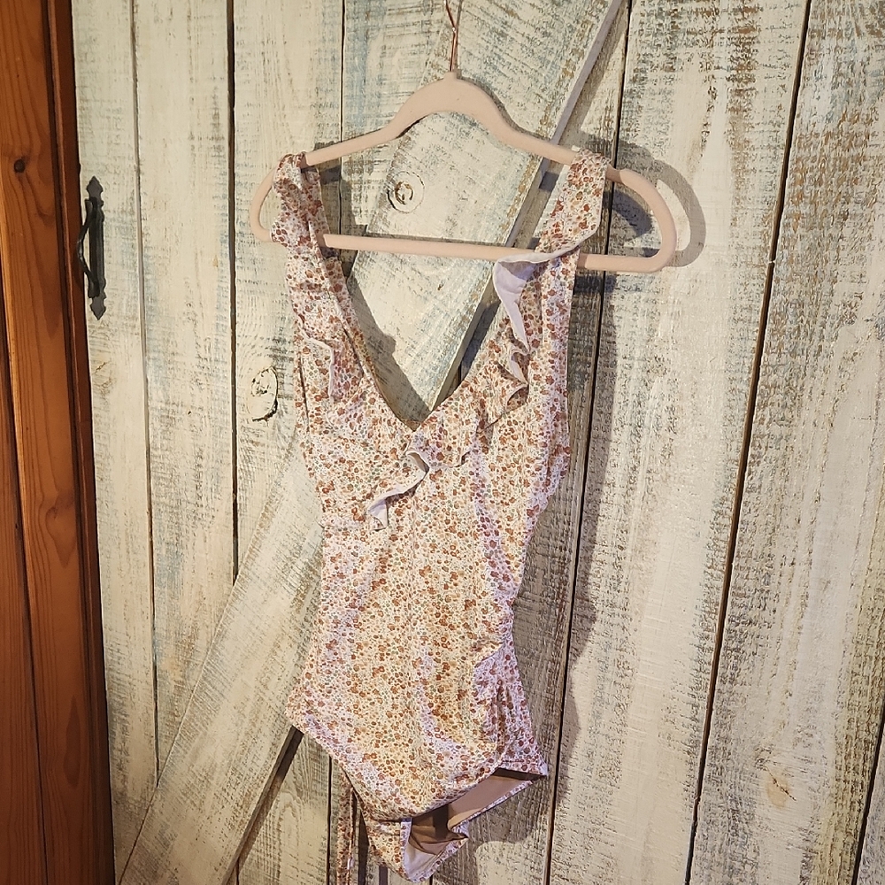 Floral Ruffle One-Piece Swimsuit